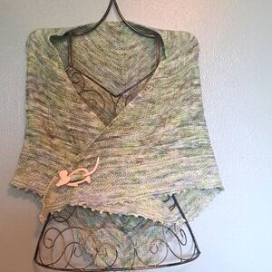 Vintage Crochet Shawl Veregated Green One Size With Wood Mouse Tie